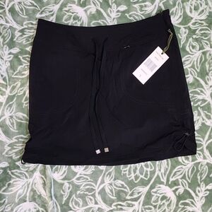 GreenTea Black Skort